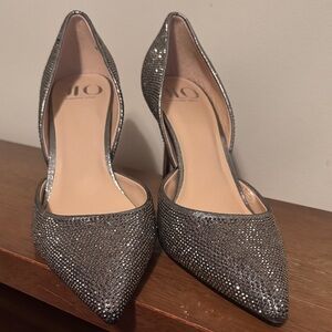 Elegant Silver Women's Shoes